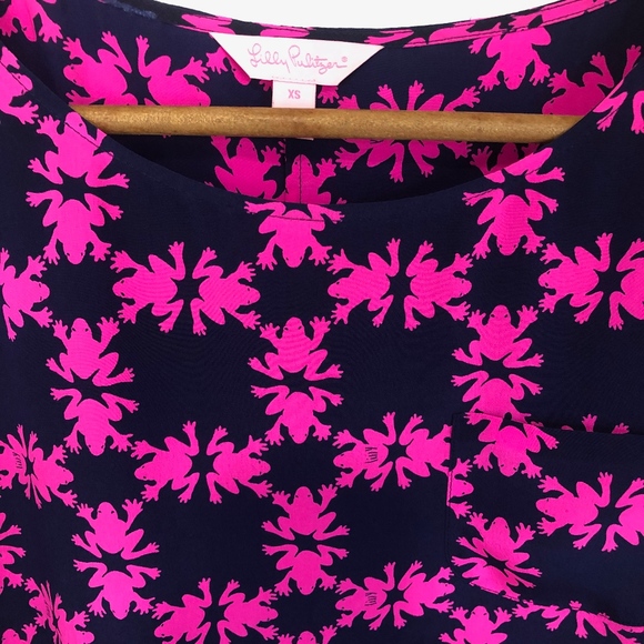 Lilly pulitzer | "get hoppy" guava silk top. - Picture 6 of 7